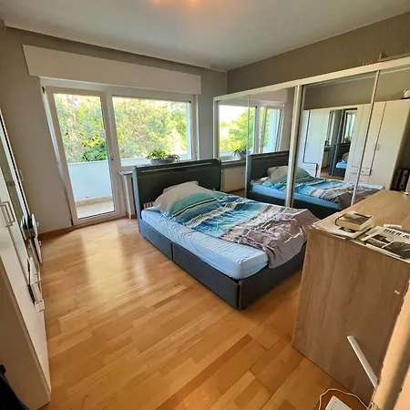 Wundervolles & Fantastisches Zuhause In Duesseldorf Apartment Dusseldorf